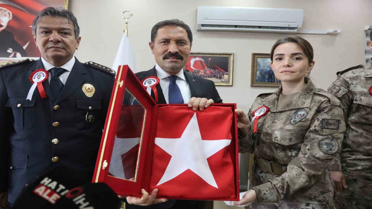 Şehidin kızı PÖH üniformasıyla babasının izinden gidiyor