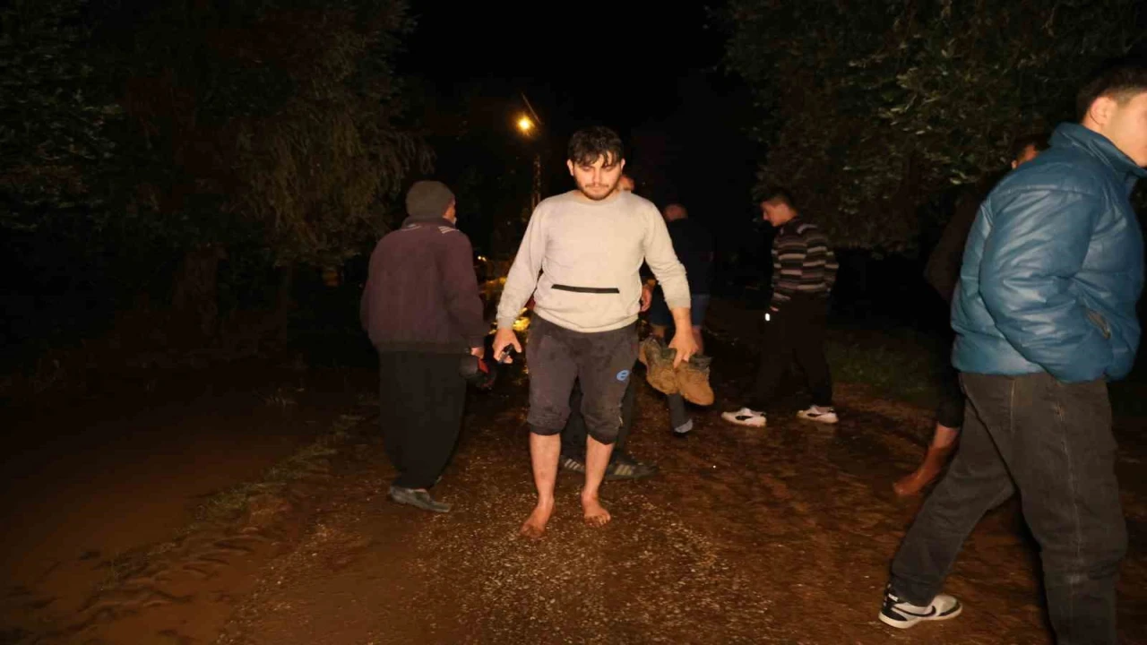 Sel felaketini yaşayanlar o anları anlattı: Her şey bir saatte oldu