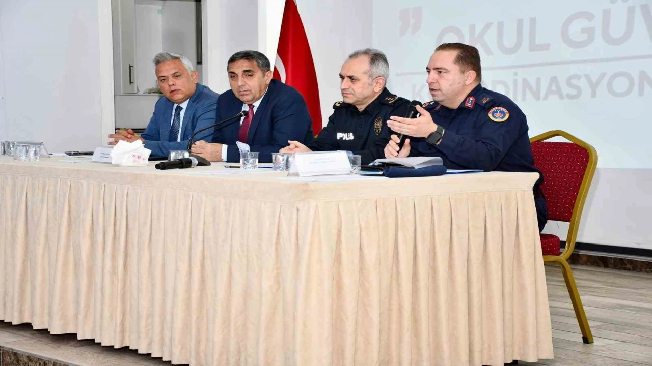Silifkede okul güvenliği koordinasyon toplantısı yapıldı