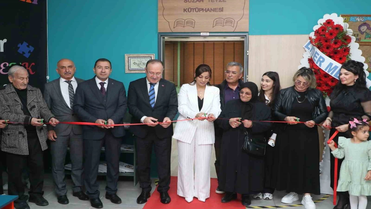 Suzan Teyzenin adı Dede Korkutta kütüphaneye verildi