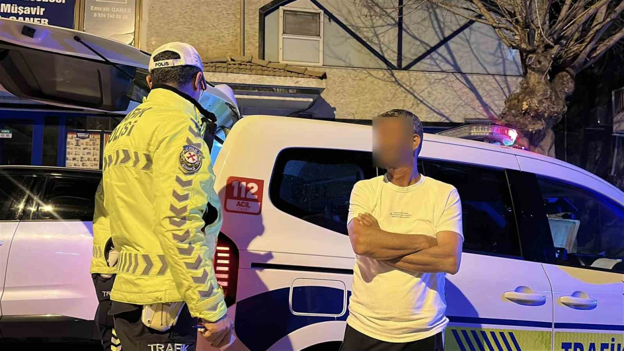 4üncü kez alkollü yakalandı, Beni reklam yapacaksın diyerek sitem etti