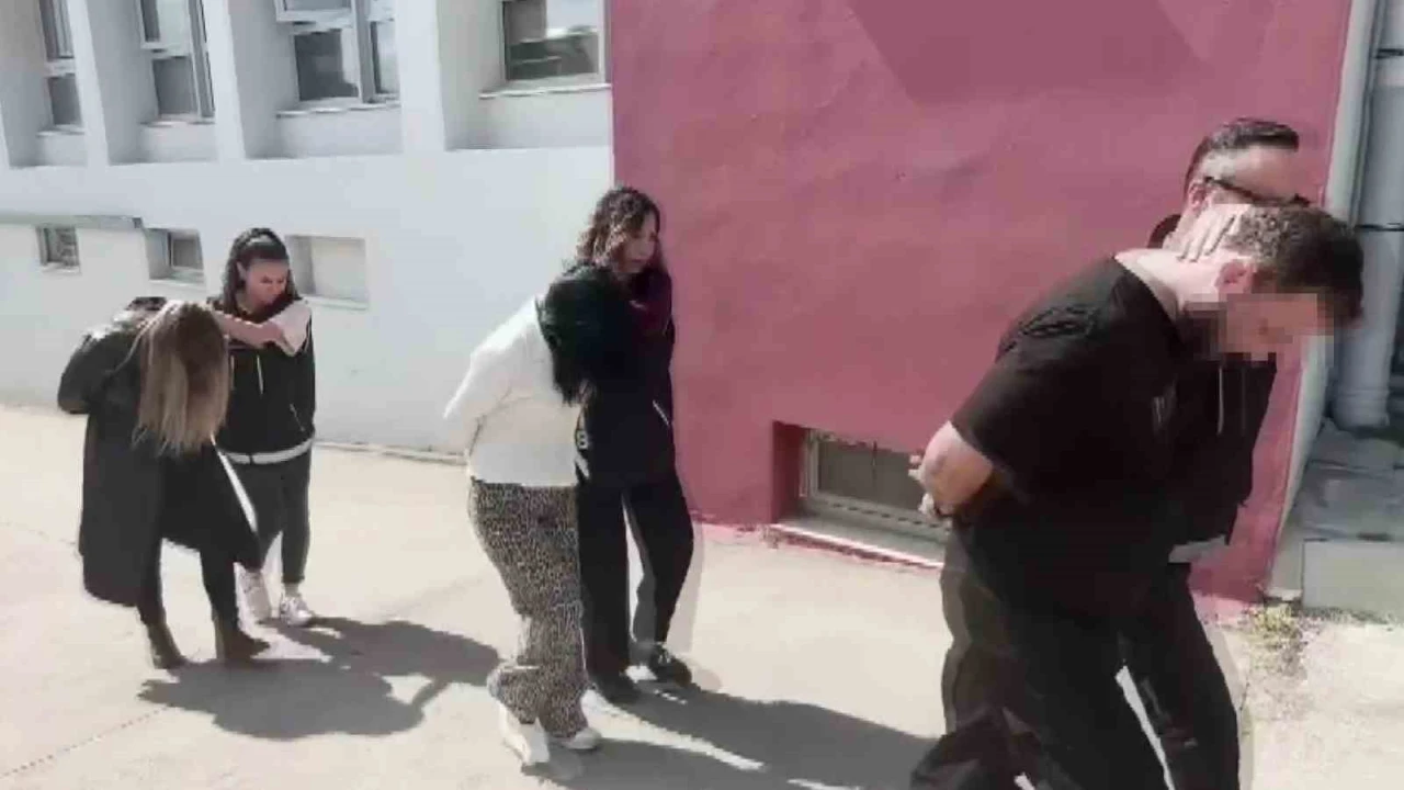 Adanada 20 kilo esrar ele geçirildi