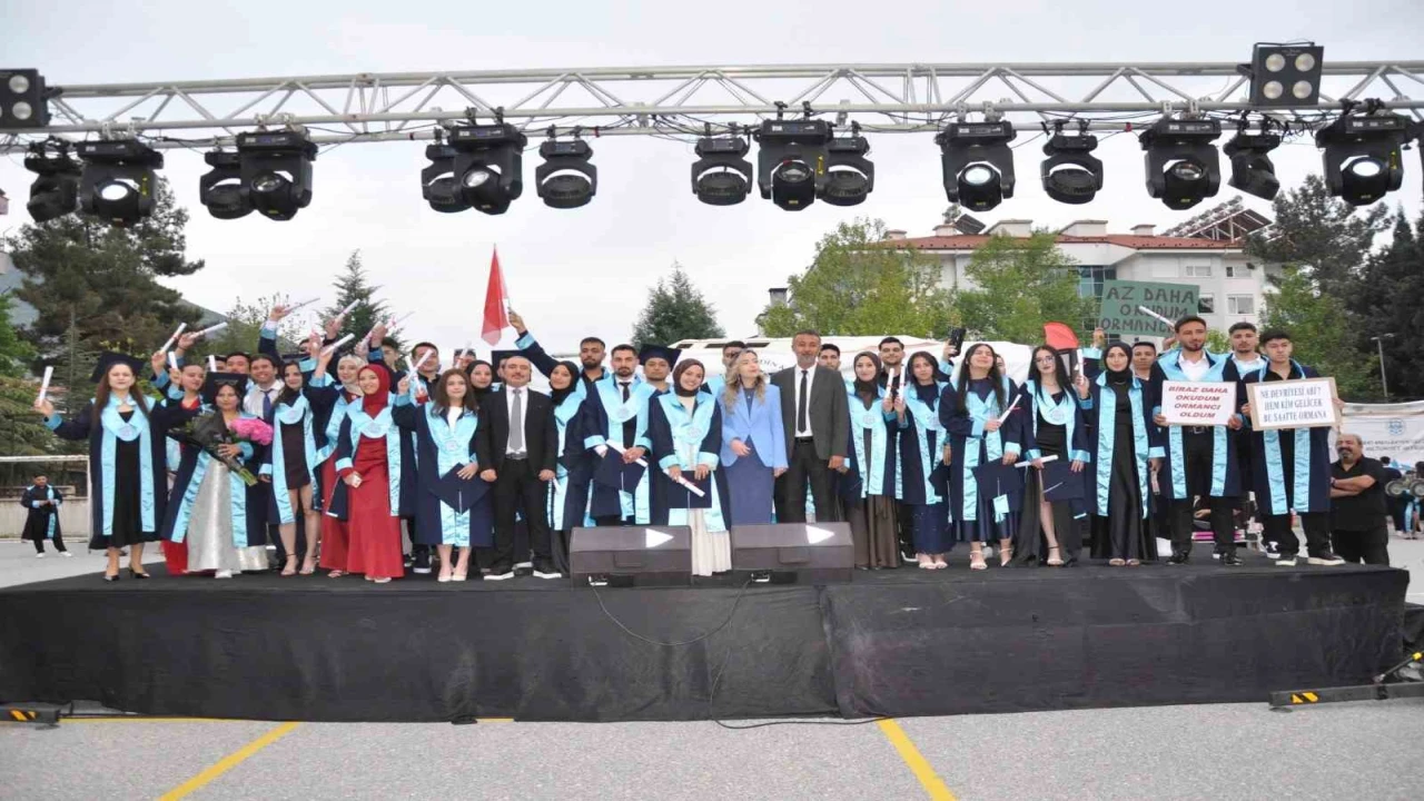 ALKÜde mezuniyet heyecanı başladı