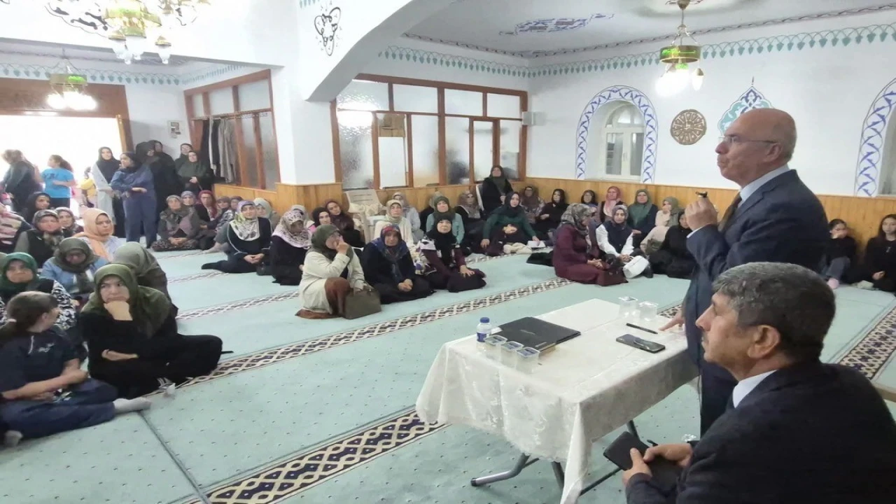 Anamurda 4-6 Yaş Kuran Kursu öğrencilerinden yıl sonu gösterisi