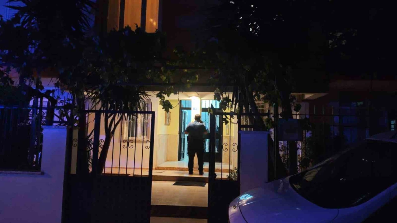 Antalyada 16 yaşındaki çocuk evde silahla vurulmuş halde ölü bulundu