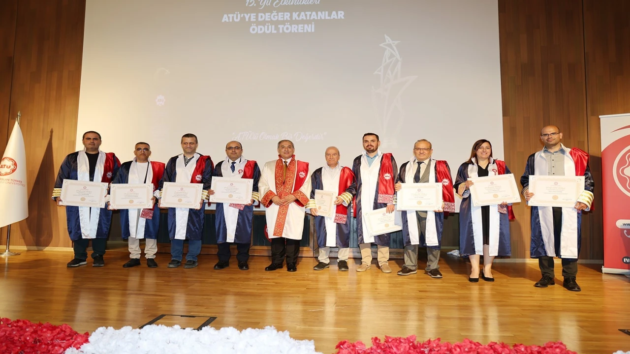 ATÜ, 15. yılını ATÜye Değer Katanlar ödül töreni ile kutladı