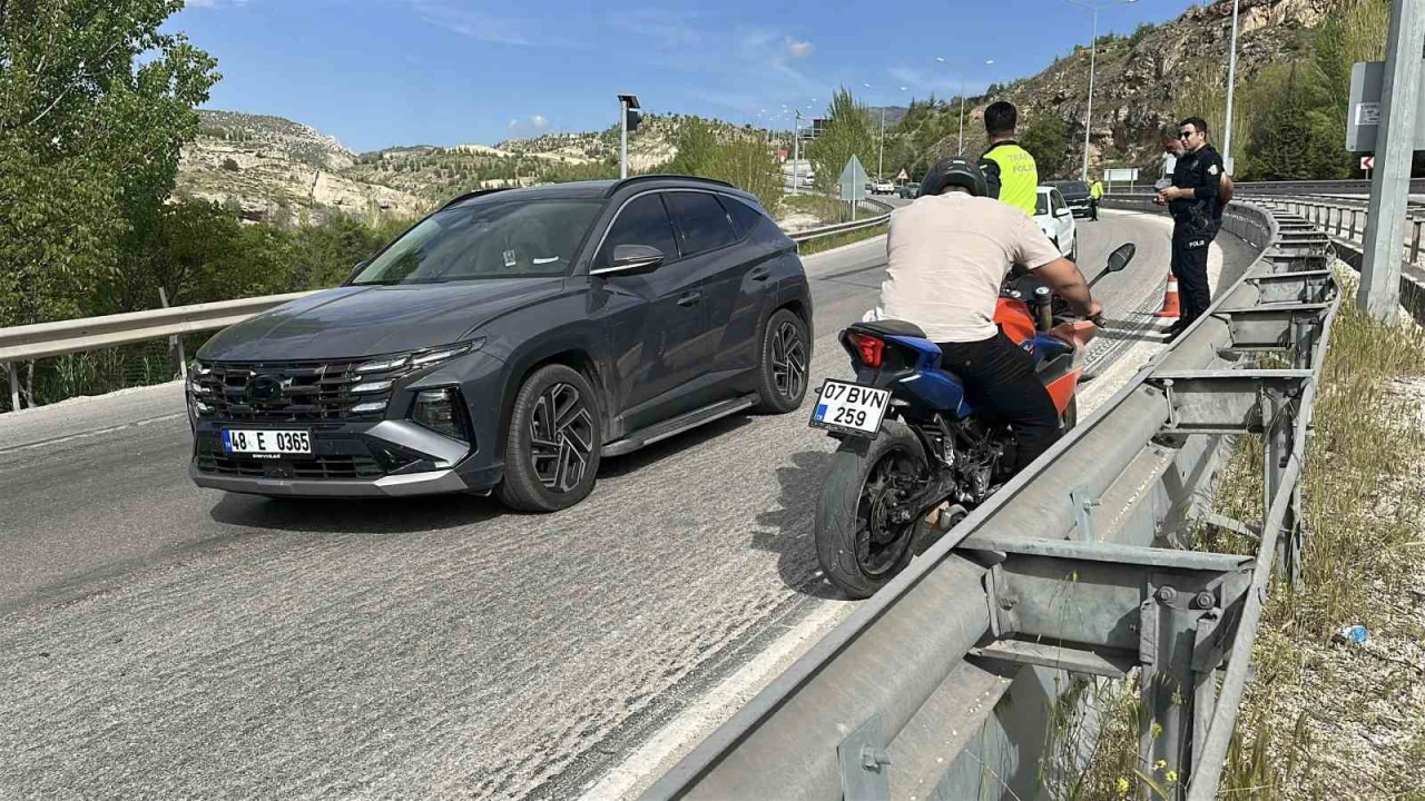 Burdurda motosiklet kazası: 1 yaralı