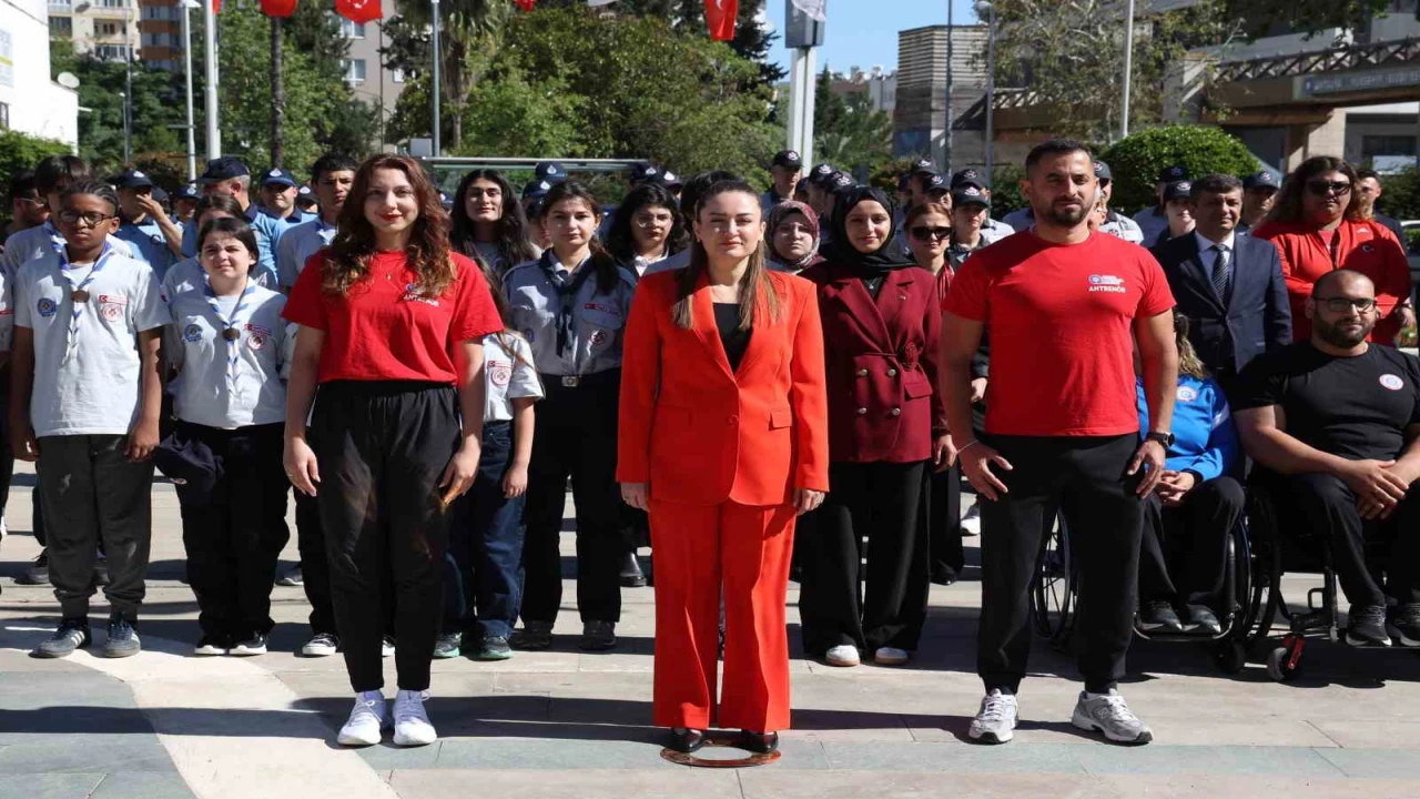 Büyükşehir Belediyesinde 19 Mayıs töreni