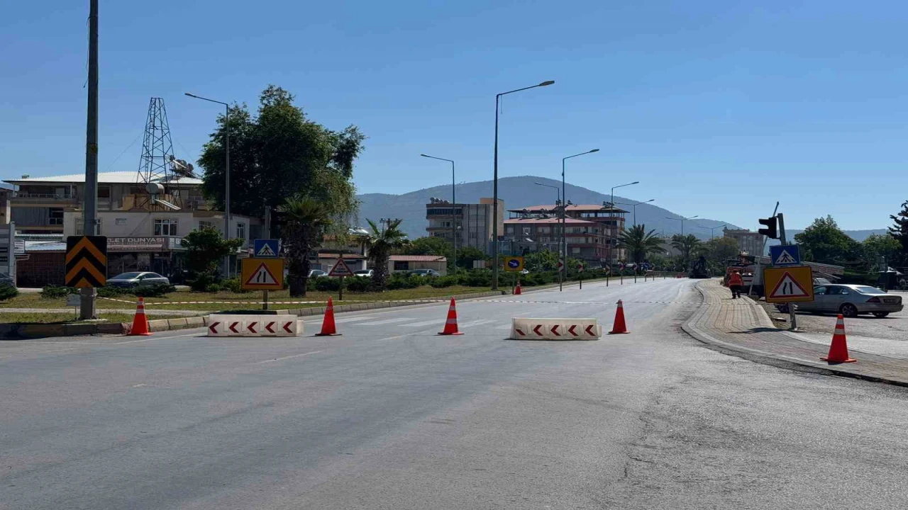 D-400 Karayolunda köprüde kısmi göçük: Yol trafiğe kapatıldı