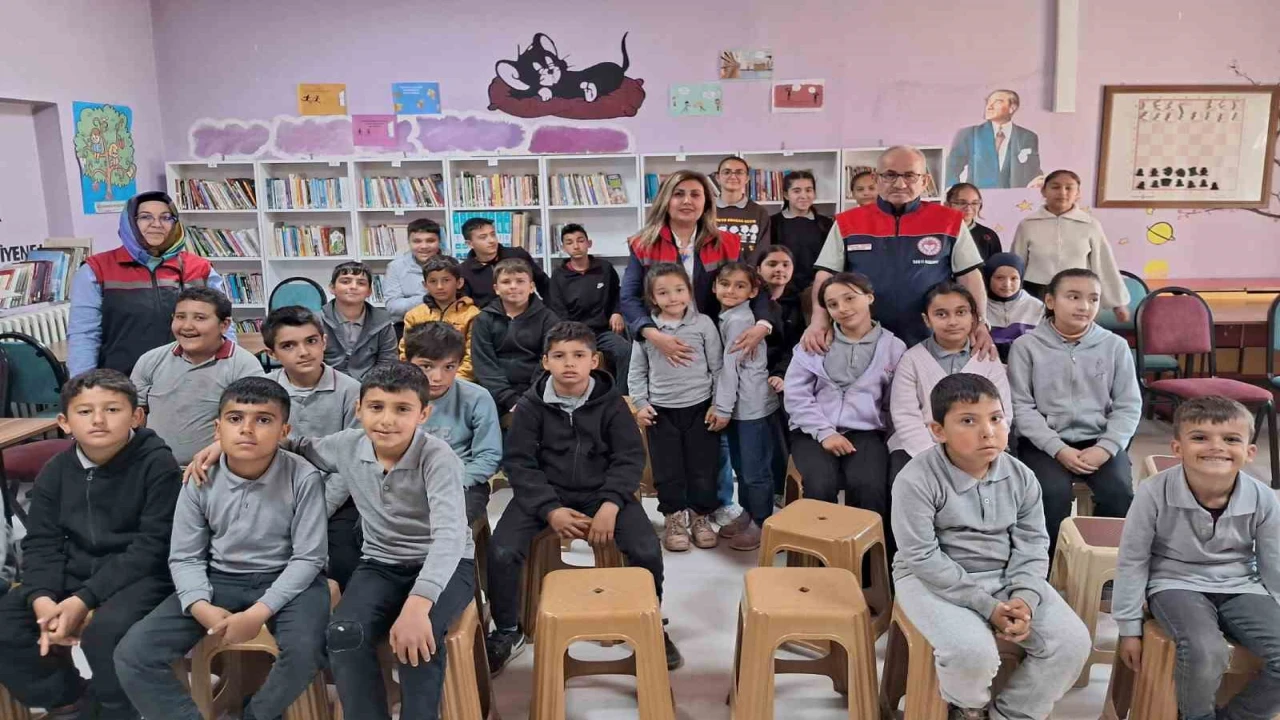 Eğirdirde öğrencilere su tasarrufu ve gıda güvenliği eğitimi verildi