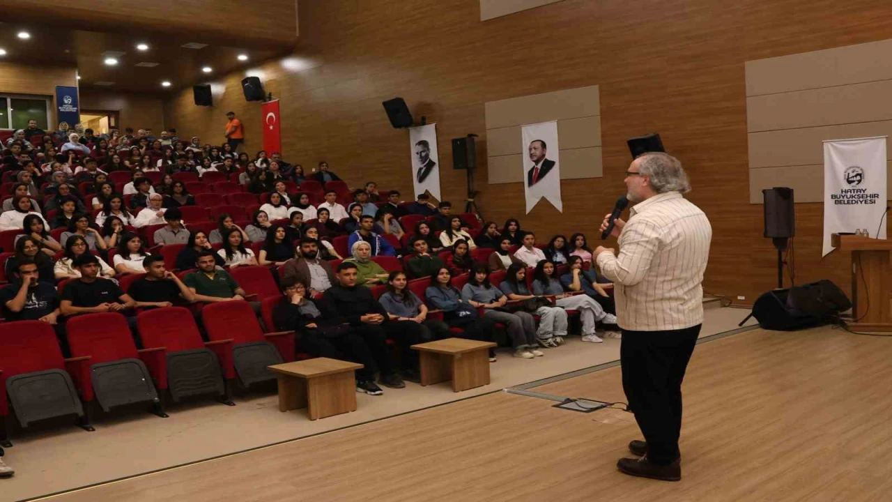 Hatay Büyükşehirden öğrencilere sınav motivasyonu desteği