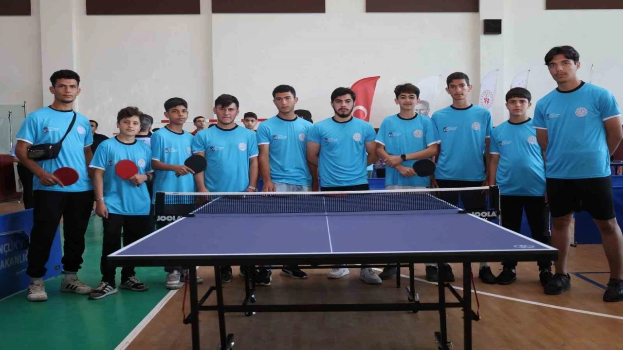 Hatayda 600 öğrenci İmam Hatip Spor Oyunlarında ter döktü