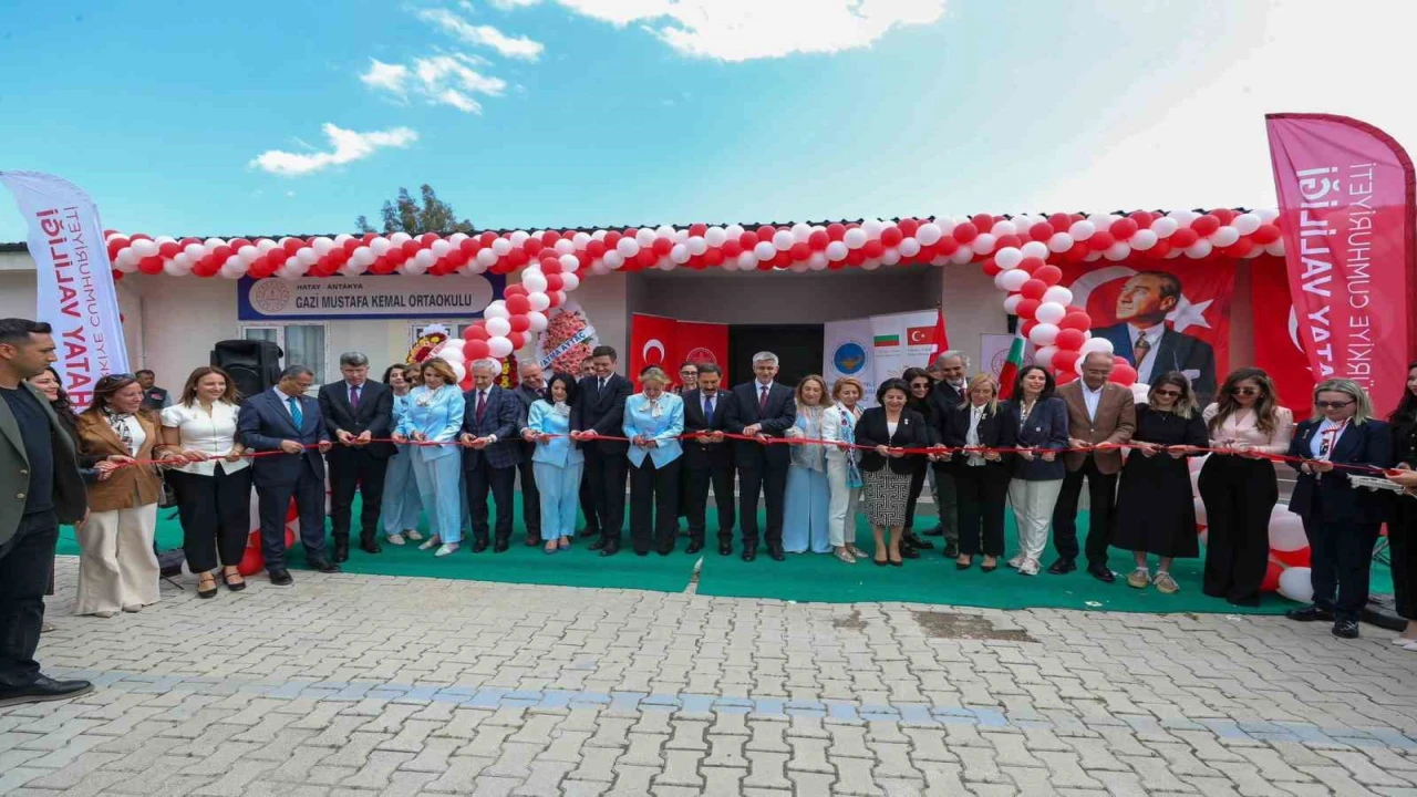 Hatayda depremin ardından inşa edilen 232inci okulun açılışı gerçekleştirildi