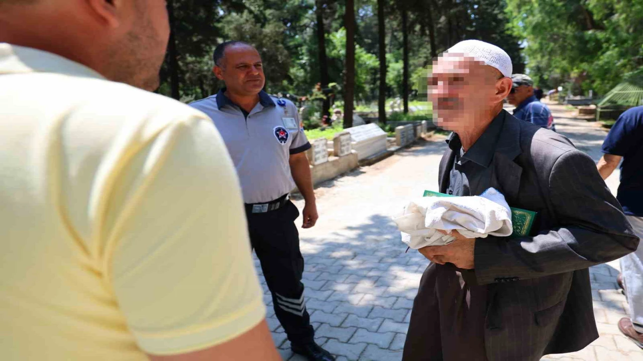 ‘Hocayım dedi, ‘İşçi çıktı