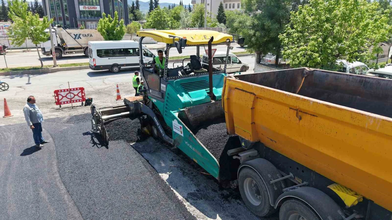 Kahramanmaraşta asfalt çalışmaları