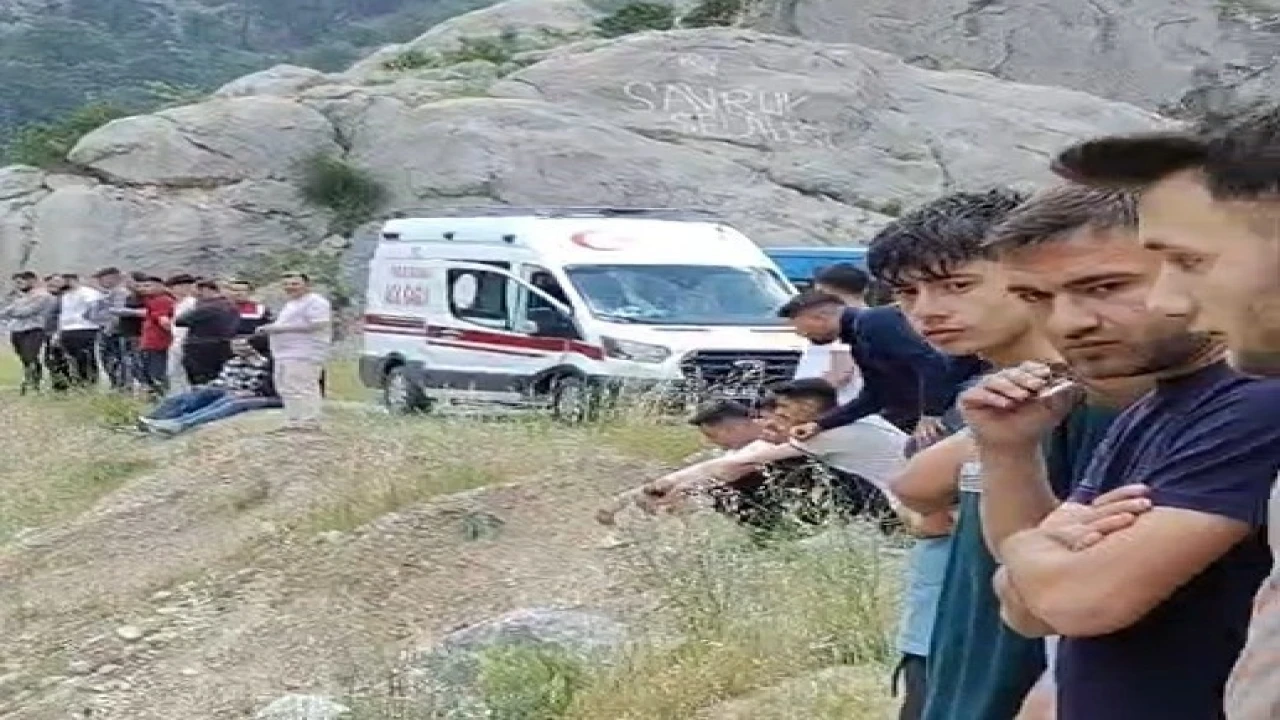 Kahramanmaraşta nehre düşen balıkçı kayboldu, arama çalışmaları sürüyor