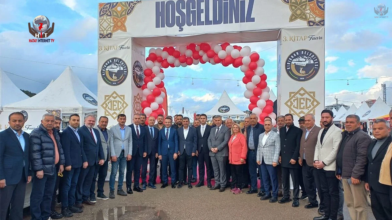 KIRIKHAN’DA KİTAP FUARI HEYECANI SÜRÜYOR