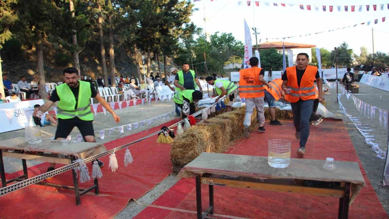 Köy Survivorda 5 yıldızlı tatil için kıyasıya yarıştılar