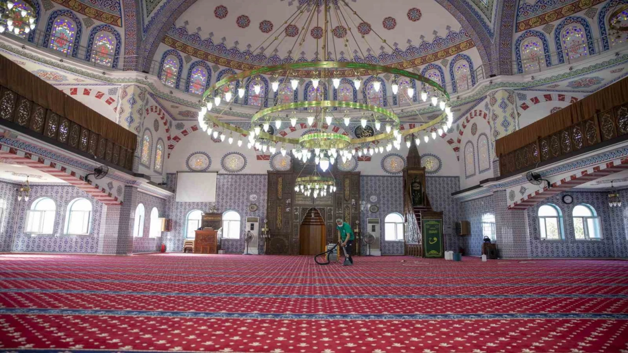 Mersinde bayram hazırlıkları tamamlandı