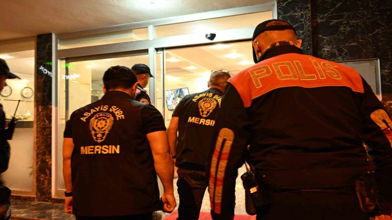 Mersinde konaklama tesisleri denetlendi: 2 işletmeye 92 bin lira ceza