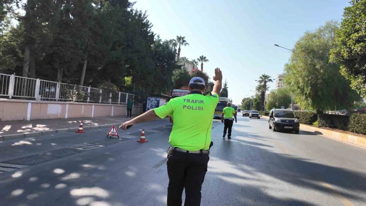 Mersinde trafikte kameralı sıkı denetim: 10 günde bin 413 sürücü ceza yedi