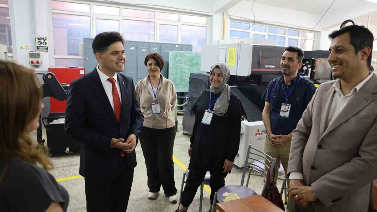 Mesleki eğitimde dijital dönüşüm hamlesi