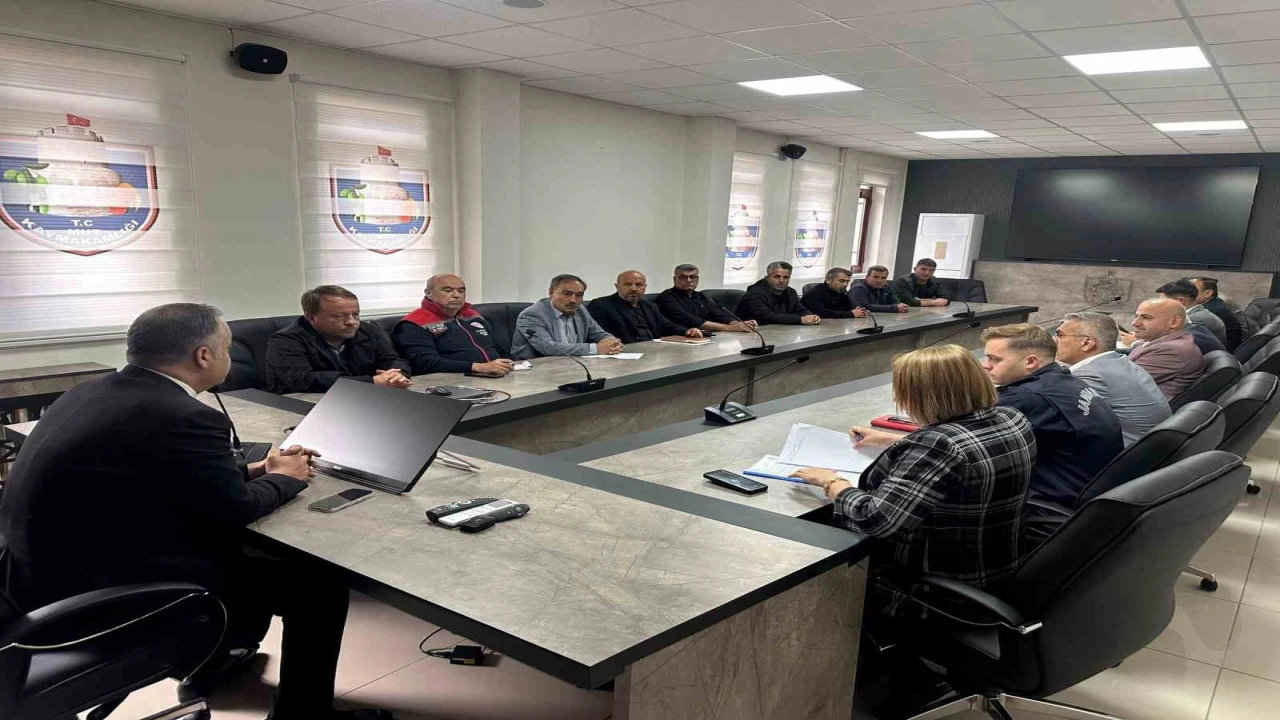 Mutta 2026 kayısı hasadı değerlendirildi