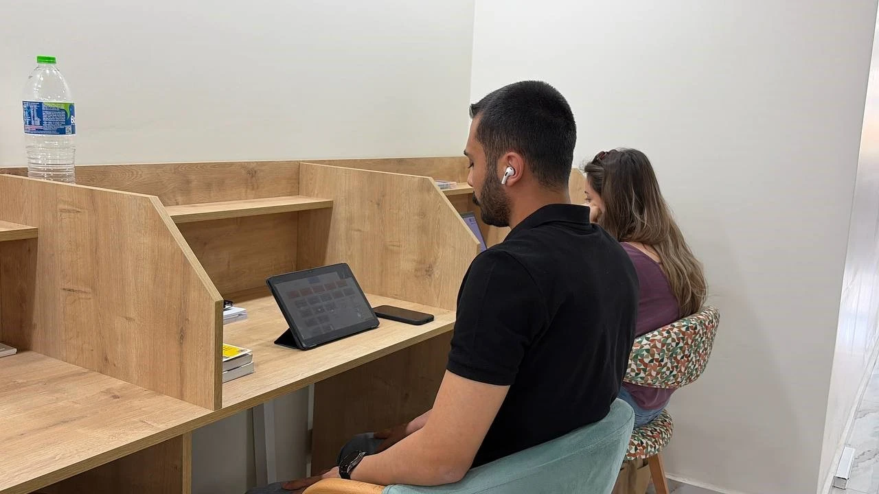 Osmaniyede gençler için bilgi ve eğitim durağı açıldı