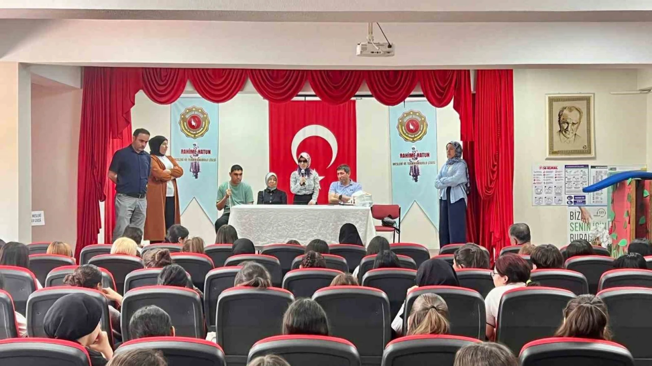 Osmaniyede öğrencilere engellilik farkındalığı eğitimi