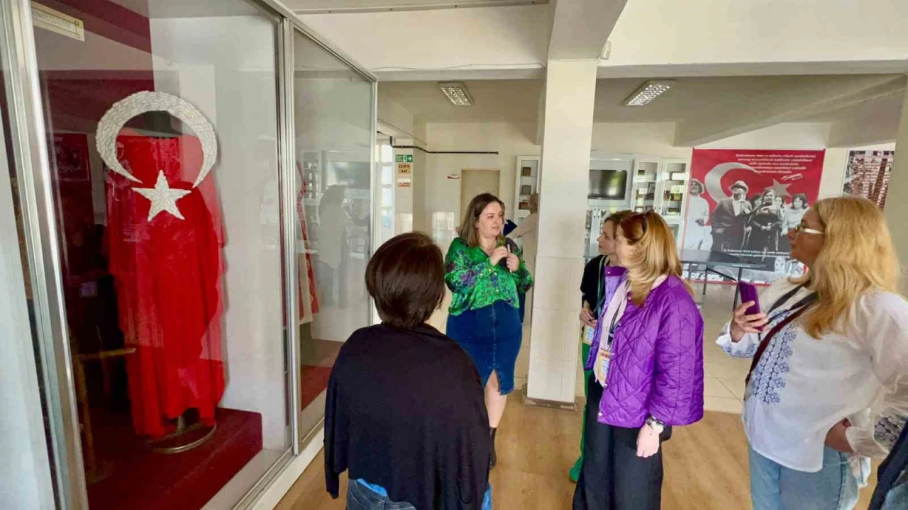 Romanyalı öğretmenler Osmaniyede atölyelerdeki çalışmaları inceledi