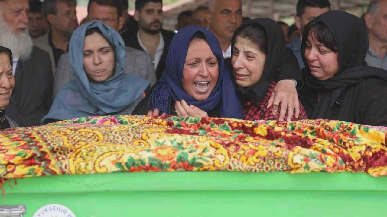 Selde evladını kaybeden annenin Yavrum polis olacaktın, nereye gidiyorsun sınavın geliyordu sözleri yürekleri dağladı