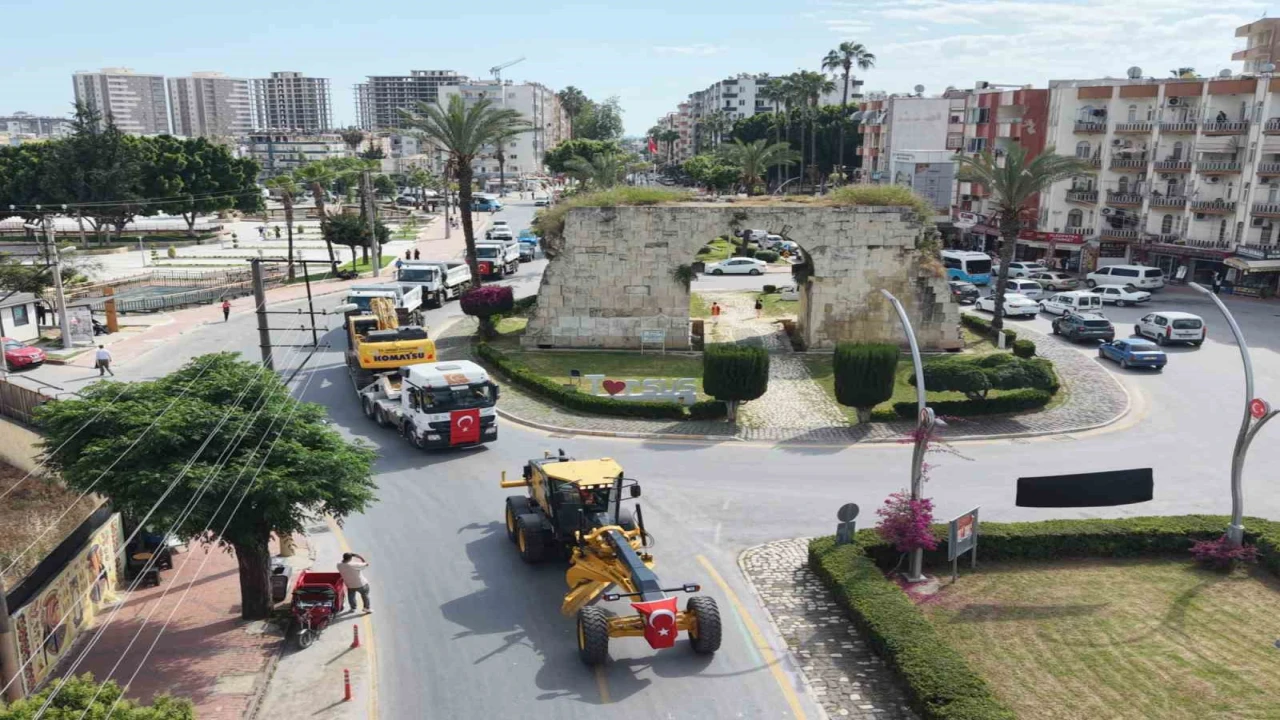 Tarsus Belediyesine yeni hizmet araçları kazandırıldı