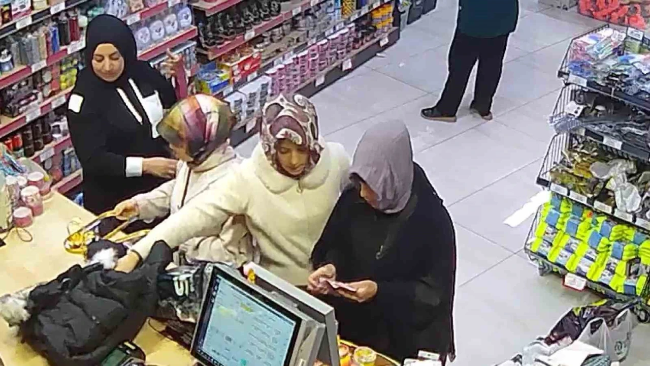 Teyze ve yeğenin çaldığı parayla alışveriş yaptığı anlar görüntülendi