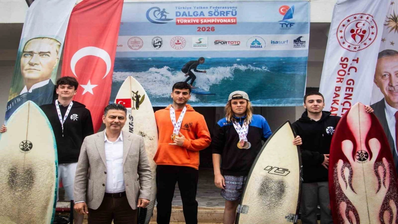 Türkiye Dalga Sörfü Şampiyonası Samandağda tamamlandı