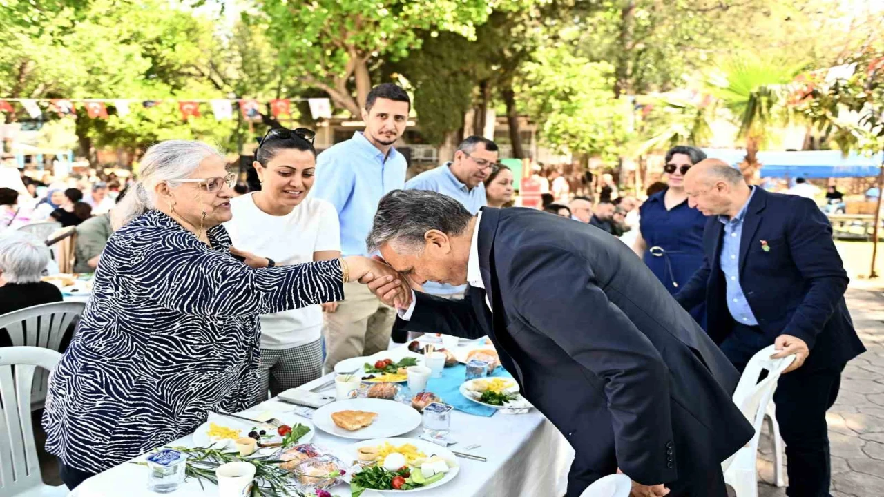 Vatan sağ olsun diyen şehit anneleri unutulmadı