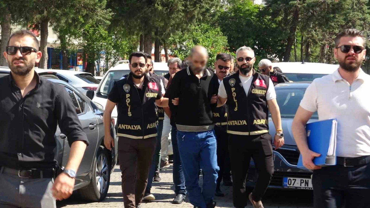 12 yıl sonra aydınlanan cinayetin şüphelileri adliyeye sevk edildi