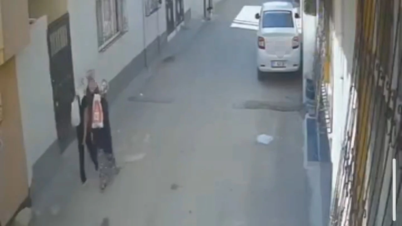 Adanada kadın hırsızlar girdikleri evden pirinç, bulgur, makarna ve elektrikli ocak çaldı