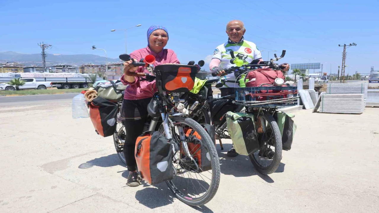 Akdeniz sahillerini pedal çevirerek gezen çift 27 gün sonra Hataya ulaştı
