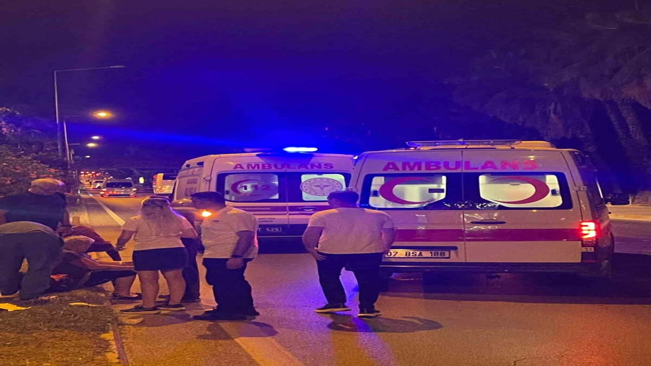 Alanyada otomobilin çarptığı Çek turist hayatını kaybetti