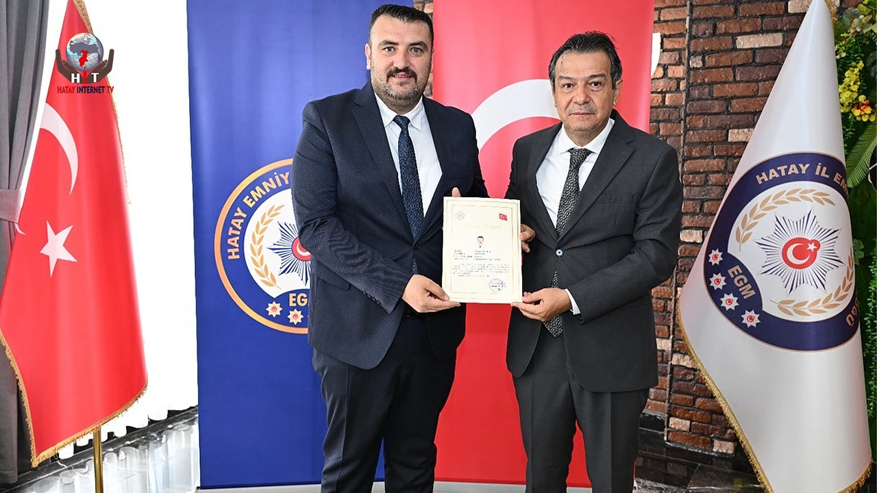 BAŞARILI EMNİYET PERSONELİNE ÜSTÜN BAŞARI BELGESİ