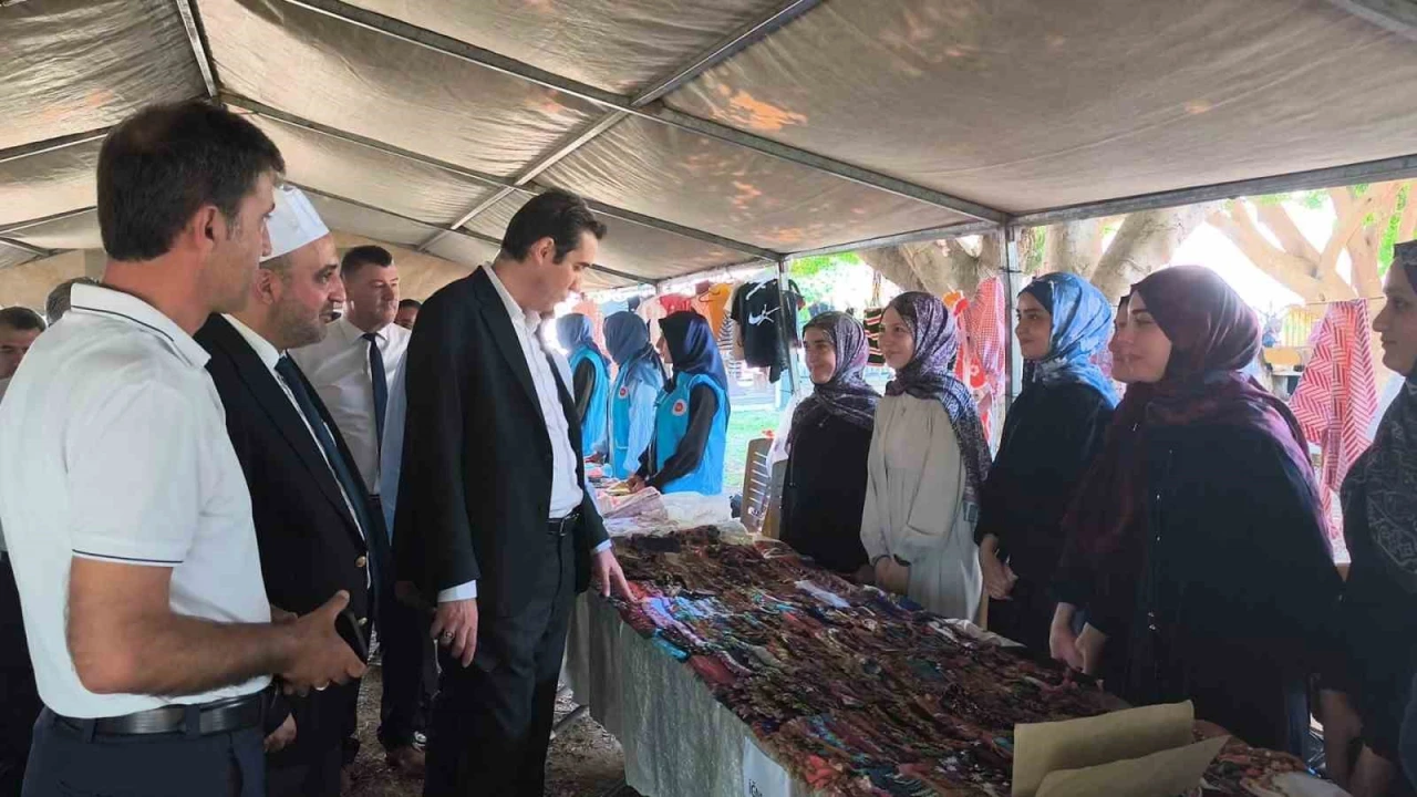 Bozyazıda Kuran Kursu öğrencileri için hayır çarşısı açıldı
