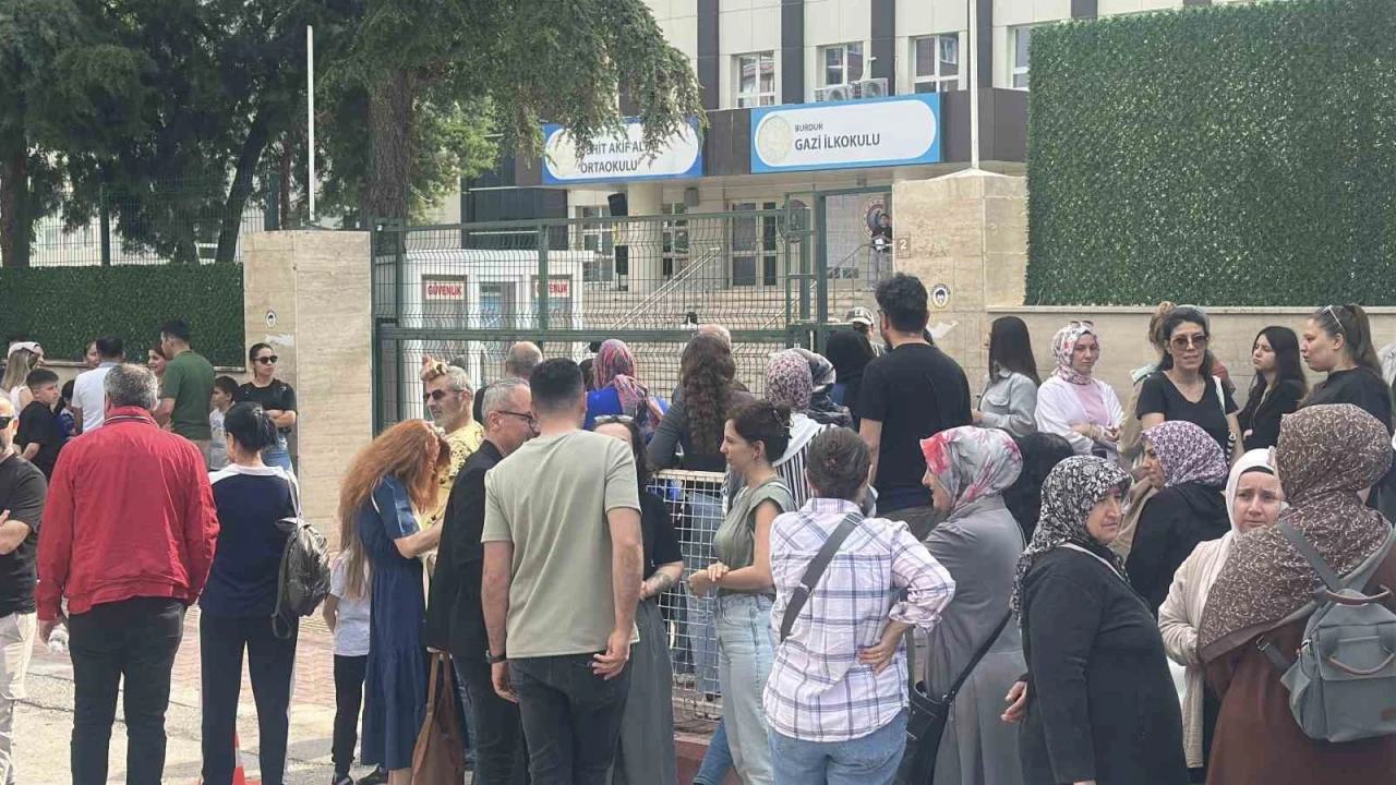 Burdurda 2 bin 317 öğrenci LGS heyecanı yaşıyor
