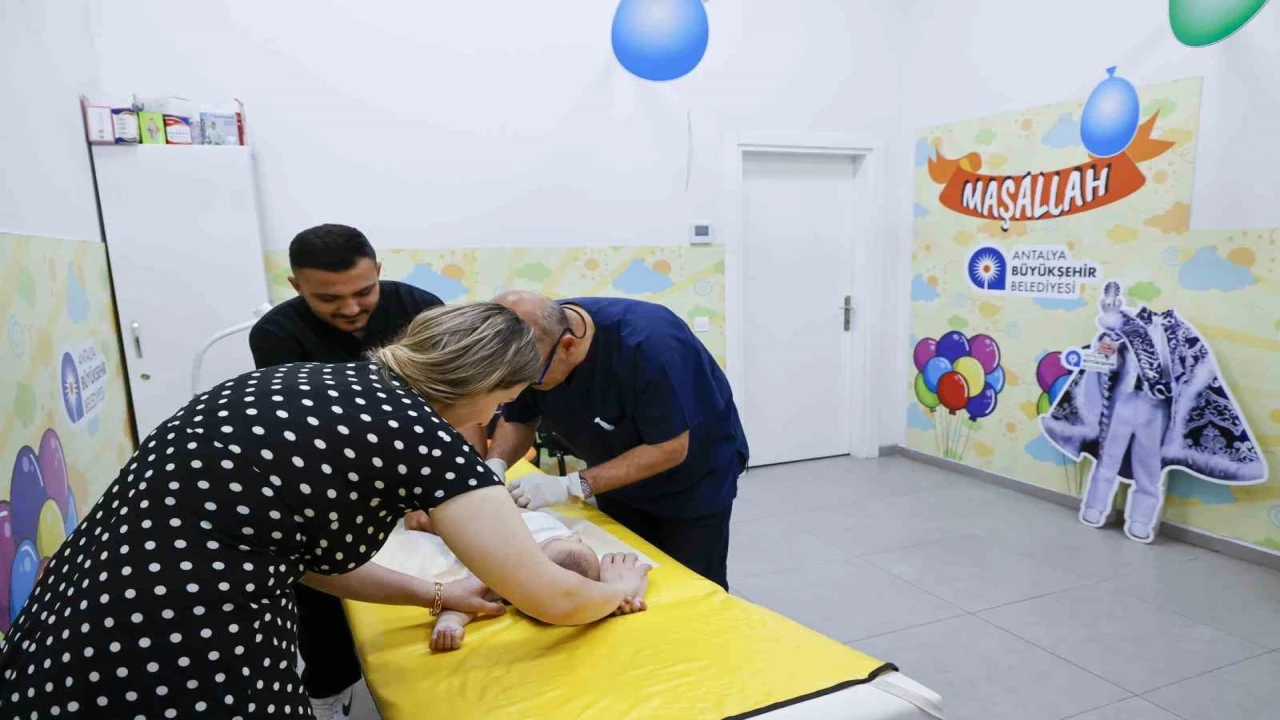 Büyükşehirin ücretsiz sünnet hizmeti yoğun ilgi görüyor