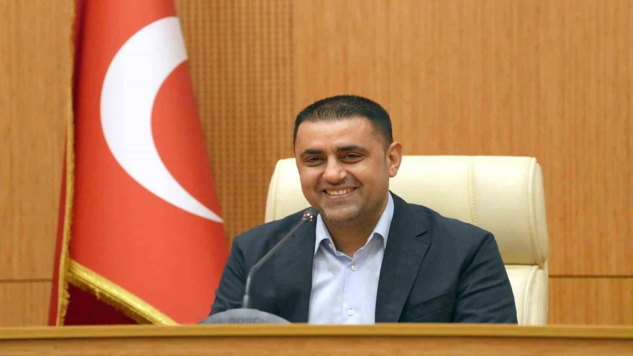 Çukurova Belediyesinden işçilerine 75 bin TLlik ödeme