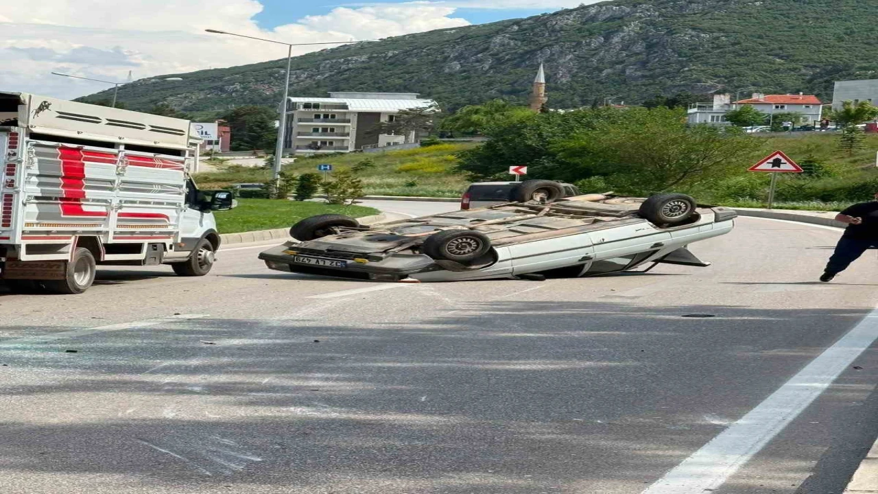 Eğirdirde takla atan otomobilin sürücüsü yaralandı