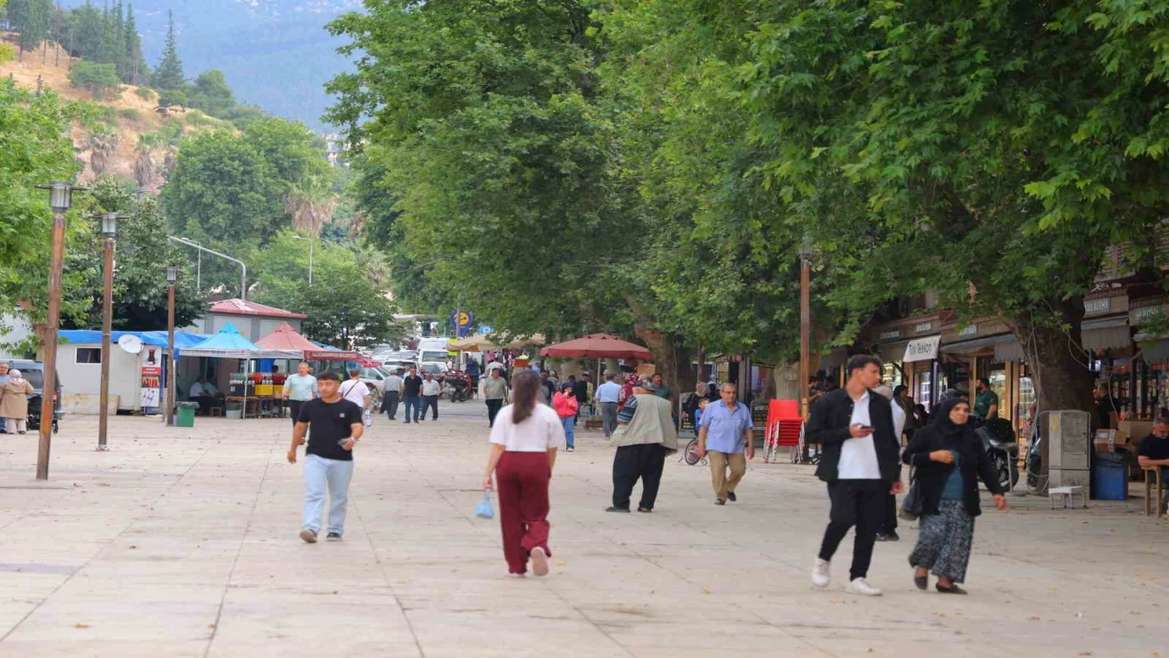Evlilik kredisinde yaş sınırının yükseltilmesi talebi Kahramanmaraşta karşılık buldu