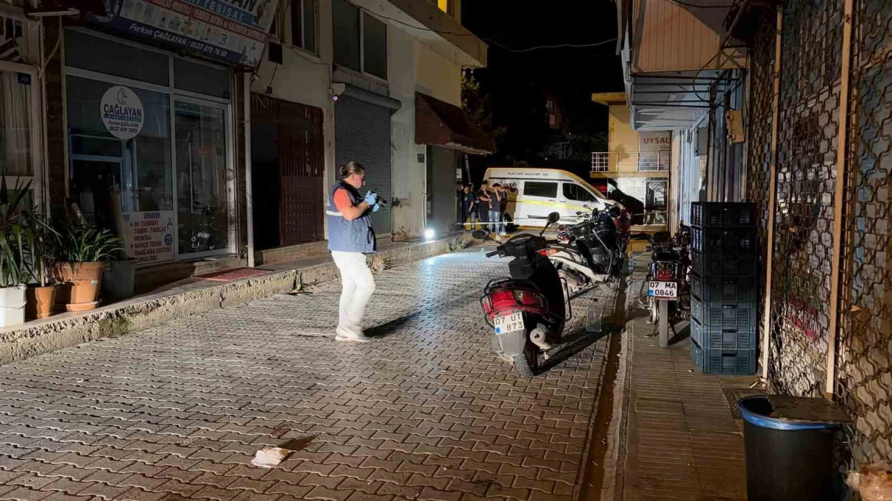 Gazipaşada silahlı kavga: 1 yaralı