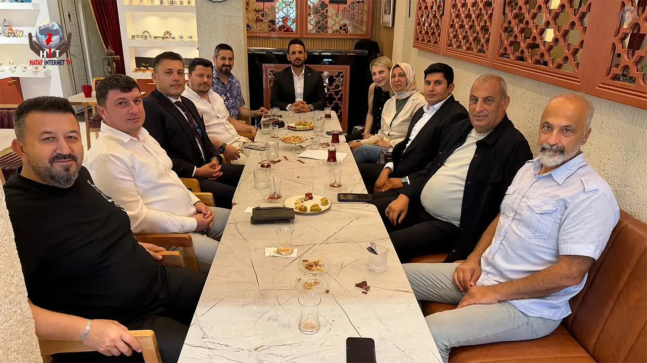 HATAYLI GAZETECİLER TÜRDEM İL TOPLANTISINA KATILDI