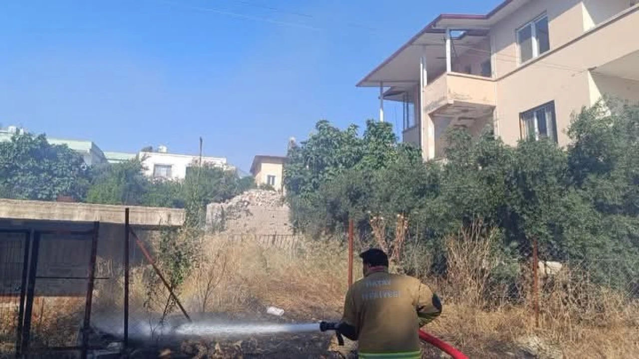 Kırıkhanda bahçe yangını