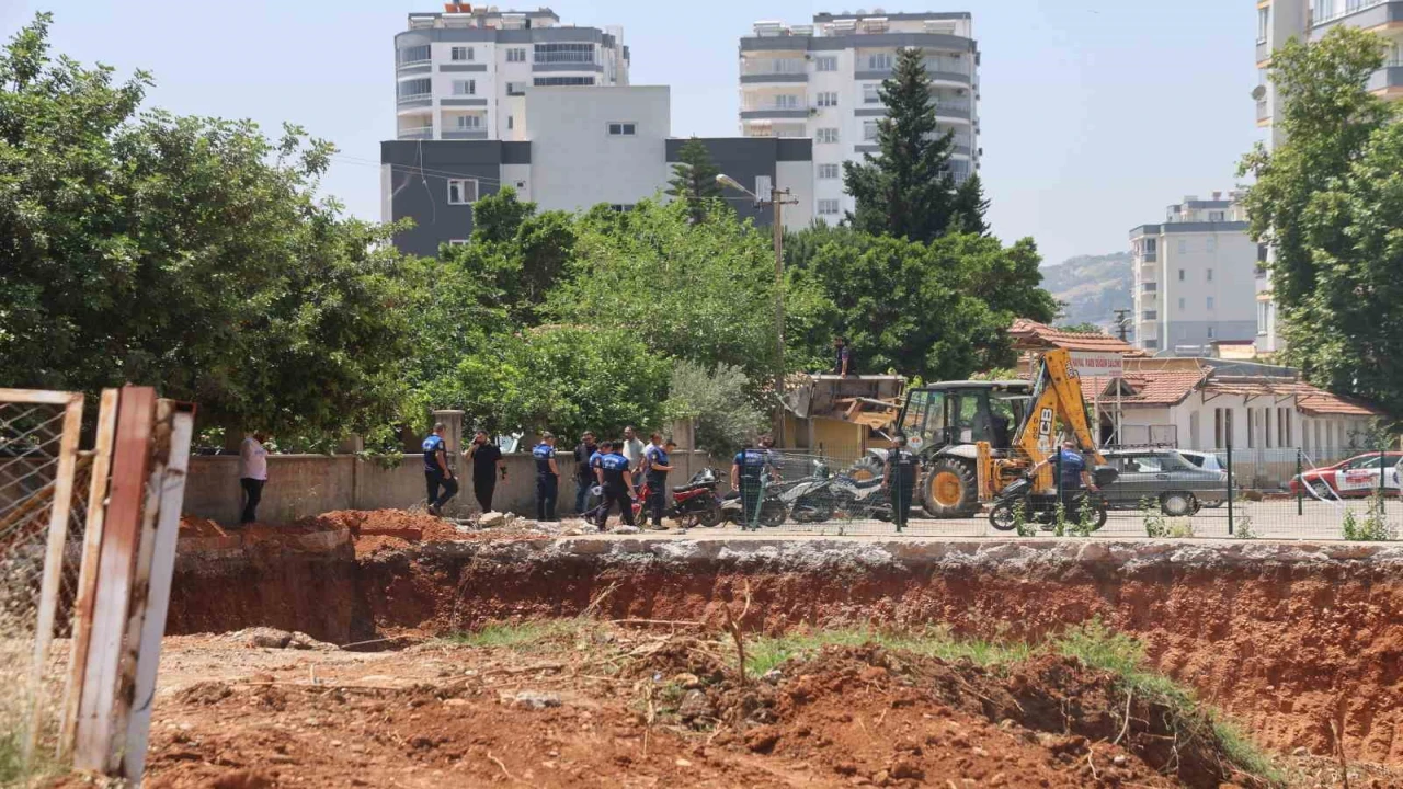 Kozan Kent Konseyinden itfaiye binası tepkisi